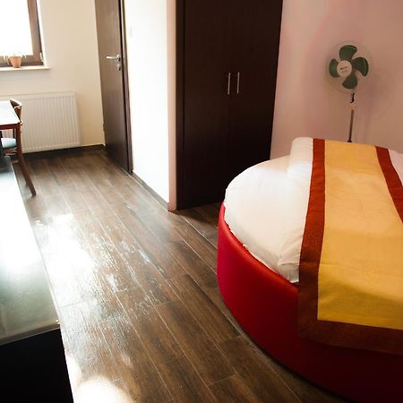 Budapest Garden Hotel Extérieur photo