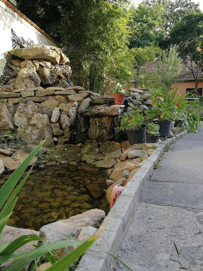 Budapest Garden Hotel Extérieur photo